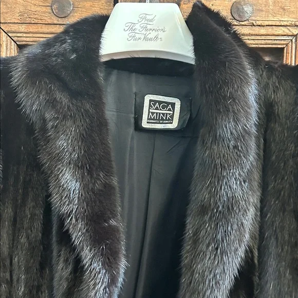 SAGA Mink Ranch Full Length Coat/ pockets, HENIG Furs, Excellent New Condition - Picture 2 of 13
